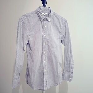 Uniqlo dress shirt (small)